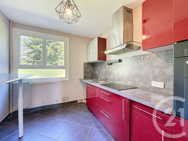 Appartement T3 &agrave; louer - 3 pi&egrave;ces - 73,25 m2 - Cholet - 49 - PAYS-DE-LOIRE