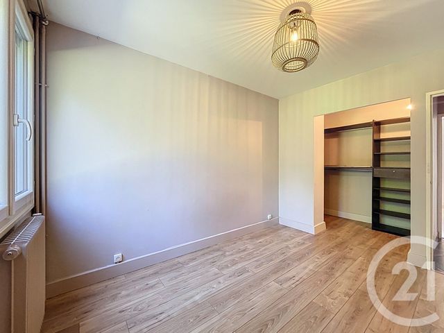 Appartement T3 &agrave; louer - 3 pi&egrave;ces - 73,25 m2 - Cholet - 49 - PAYS-DE-LOIRE