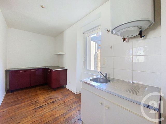 Appartement T2 &agrave; louer - 2 pi&egrave;ces - 46,76 m2 - Cholet - 49 - PAYS-DE-LOIRE