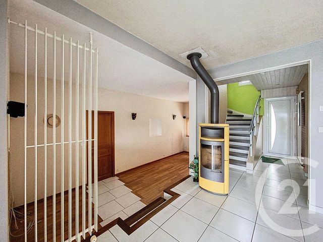 Maison &agrave; vendre - 7 pi&egrave;ces - 138 m2 - Le May Sur Evre - 49 - PAYS-DE-LOIRE