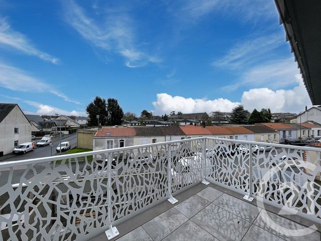 Appartement T3 &agrave; vendre - 3 pi&egrave;ces - 60,75 m2 - Cholet - 49 - PAYS-DE-LOIRE
