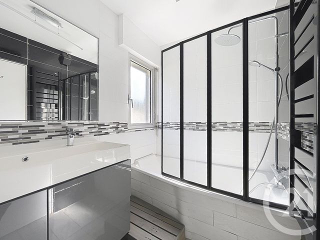 Appartement T4 &agrave; vendre - 4 pi&egrave;ces - 76,88 m2 - Bordeaux - 33 - AQUITAINE