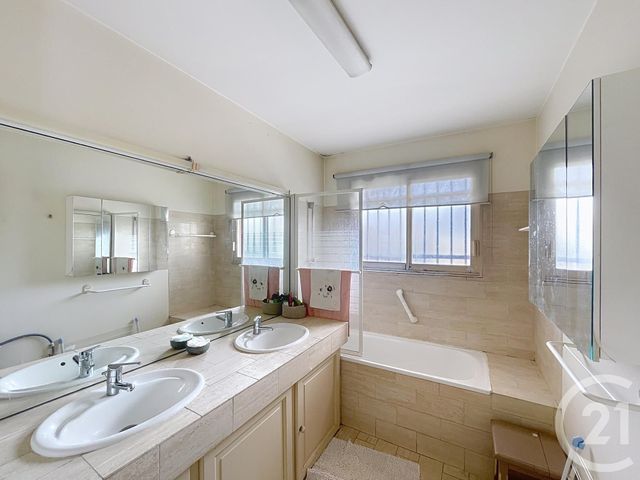 Appartement T5 &agrave; vendre - 6 pi&egrave;ces - 123,79 m2 - Bordeaux - 33 - AQUITAINE