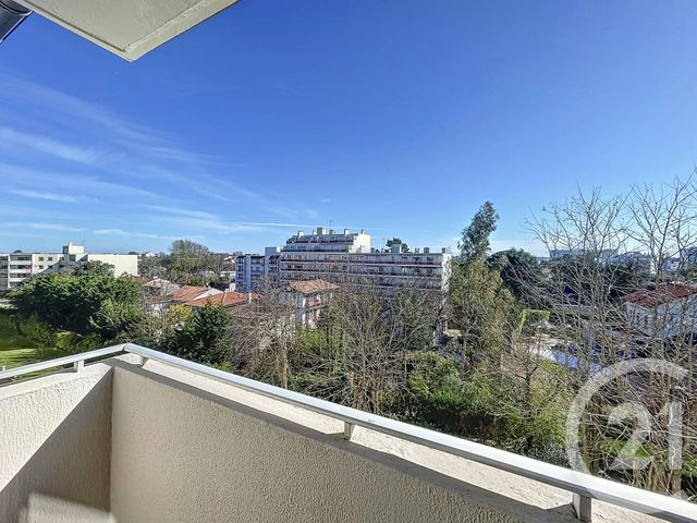 Appartement T4 à vendre - 4 pièces - 73,12 m2 - Bordeaux - 33 - AQUITAINE