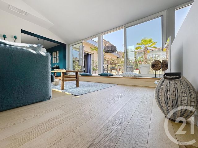 Appartement T3 à vendre - 3 pièces - 75,87 m2 - Bordeaux - 33 - AQUITAINE