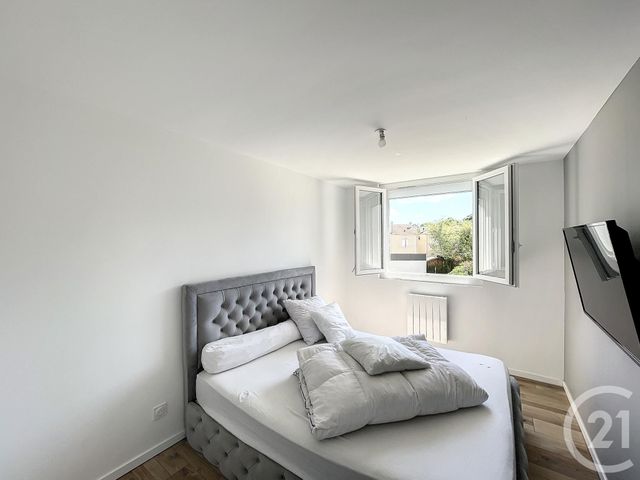 Appartement T5 à vendre - 5 pièces - 81,60 m2 - Bordeaux - 33 - AQUITAINE