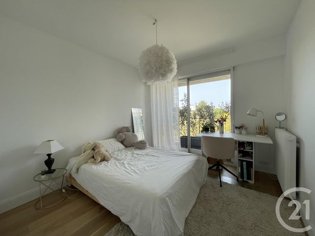 Appartement F5 à vendre - 5 pièces - 98,25 m2 - Bordeaux - 33 - AQUITAINE