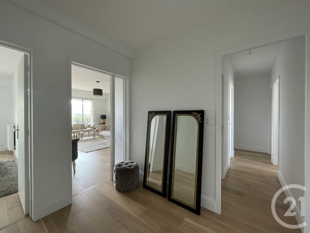 Appartement F5 à vendre - 5 pièces - 98,25 m2 - Bordeaux - 33 - AQUITAINE