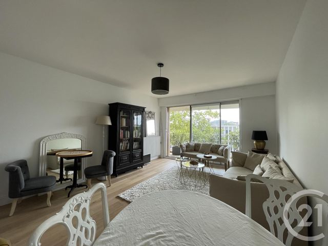 Appartement F5 à vendre - 5 pièces - 98,25 m2 - Bordeaux - 33 - AQUITAINE