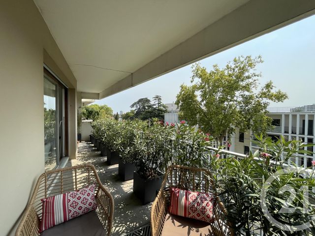Appartement F5 à vendre - 5 pièces - 98,25 m2 - Bordeaux - 33 - AQUITAINE