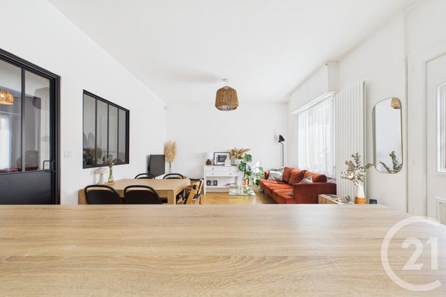 Appartement T3 à vendre - 3 pièces - 58,20 m2 - Bordeaux - 33 - AQUITAINE