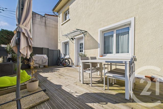 Appartement T3 à vendre - 3 pièces - 58,20 m2 - Bordeaux - 33 - AQUITAINE