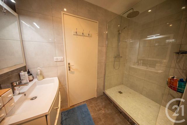 Appartement à vendre - 3 pièces - 74,53 m2 - Bordeaux - 33 - AQUITAINE