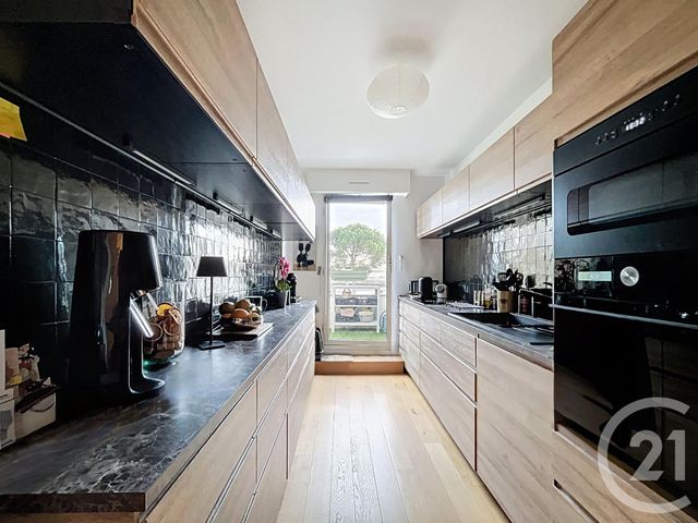 Appartement F4 &agrave; vendre - 3 pi&egrave;ces - 104,09 m2 - Bordeaux - 33 - AQUITAINE