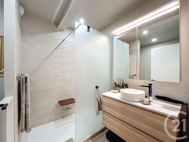 Appartement F4 &agrave; vendre - 3 pi&egrave;ces - 104,09 m2 - Bordeaux - 33 - AQUITAINE