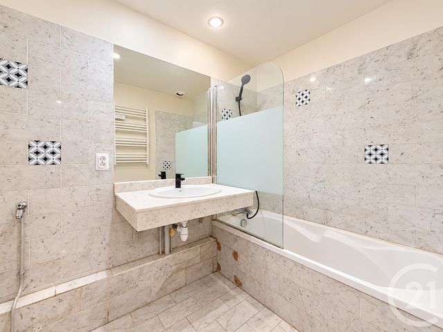 Appartement T3 &agrave; vendre - 3 pi&egrave;ces - 66,54 m2 - Bordeaux - 33 - AQUITAINE