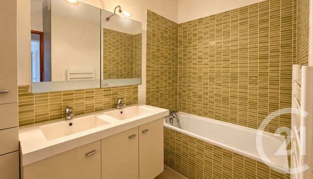 Appartement T5 &agrave; vendre - 5 pi&egrave;ces - 93 m2 - Bordeaux - 33 - AQUITAINE