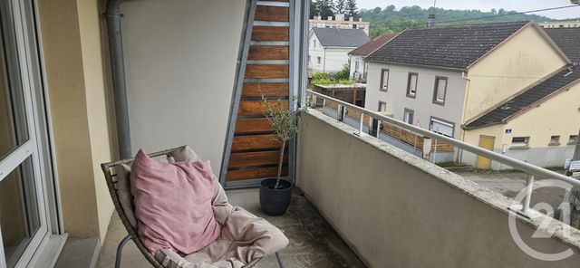 Appartement F2 à vendre - 3 pièces - 52,30 m2 - Hericourt - 70 - FRANCHE-COMTE