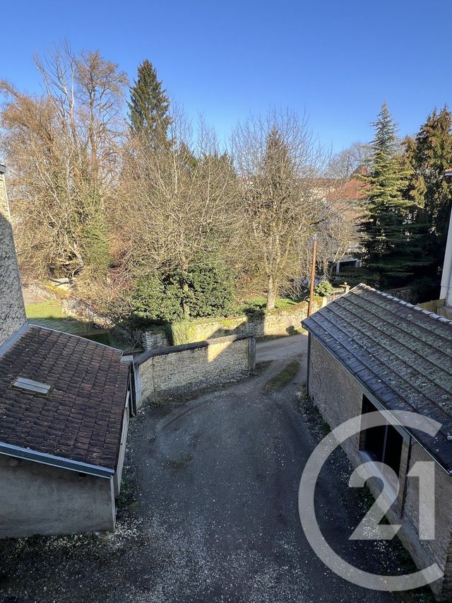 Appartement F4 à vendre - 5 pièces - 126 m2 - Hericourt - 70 - FRANCHE-COMTE