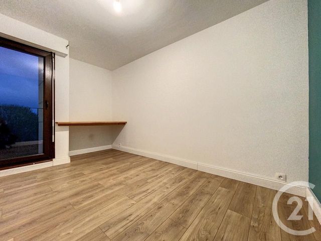 Appartement F3 à louer - 3 pièces - 70,86 m2 - Epernay - 51 - CHAMPAGNE-ARDENNE