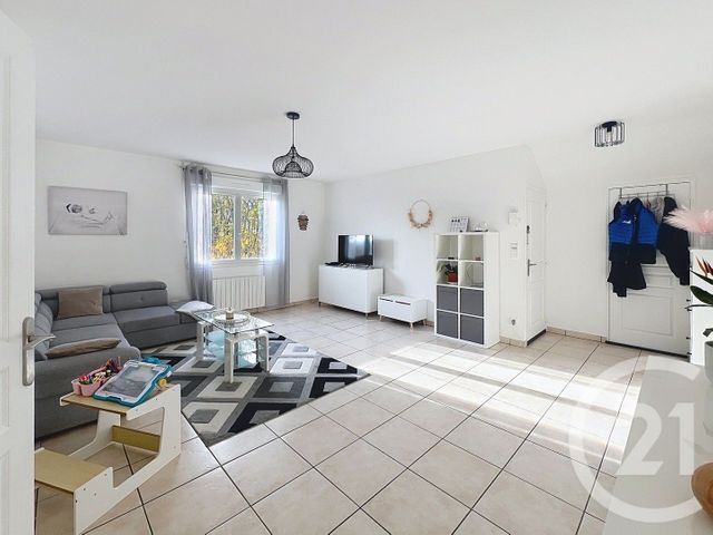 Appartement F4 à louer - 4 pièces - 120 m2 - Morangis - 51 - CHAMPAGNE-ARDENNE