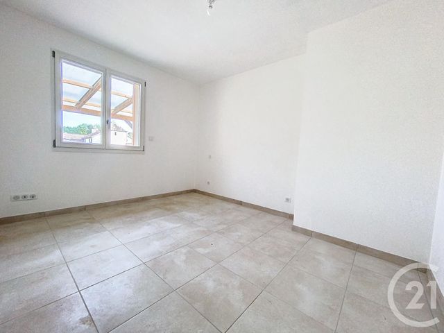 Maison &agrave; louer - 5 pi&egrave;ces - 111 m2 - Coolus - 51 - CHAMPAGNE-ARDENNE