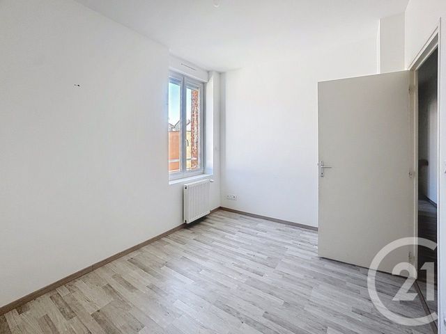 Maison &agrave; louer - 4 pi&egrave;ces - 76,97 m2 - Epernay - 51 - CHAMPAGNE-ARDENNE