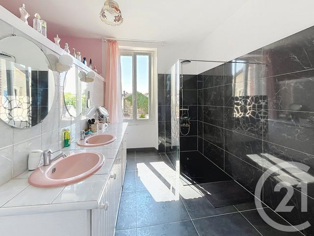 Maison &agrave; vendre - 5 pi&egrave;ces - 158 m2 - Epernay - 51 - CHAMPAGNE-ARDENNE