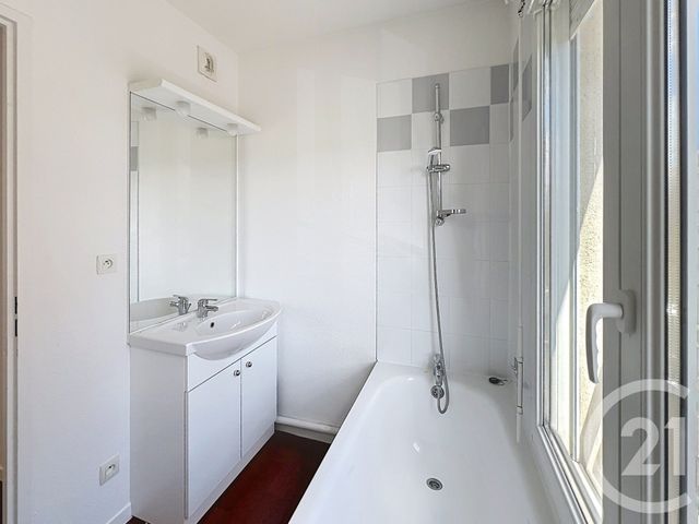 Appartement &agrave; louer - 2 pi&egrave;ces - 38,68 m2 - Epernay - 51 - CHAMPAGNE-ARDENNE