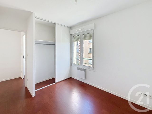 Appartement &agrave; louer - 2 pi&egrave;ces - 38,68 m2 - Epernay - 51 - CHAMPAGNE-ARDENNE