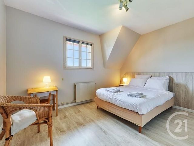 Maison &agrave; louer - 5 pi&egrave;ces - 134,30 m2 - La Riviere St Sauveur - 14 - BASSE-NORMANDIE