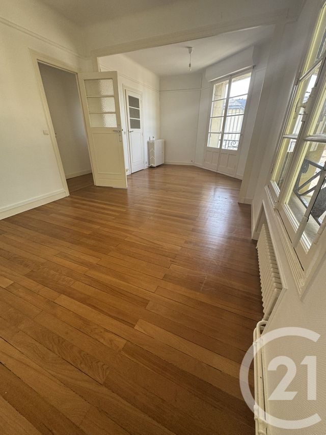 Appartement F4 à louer - 4 pièces - 111,10 m2 - Le Havre - 76 - HAUTE-NORMANDIE