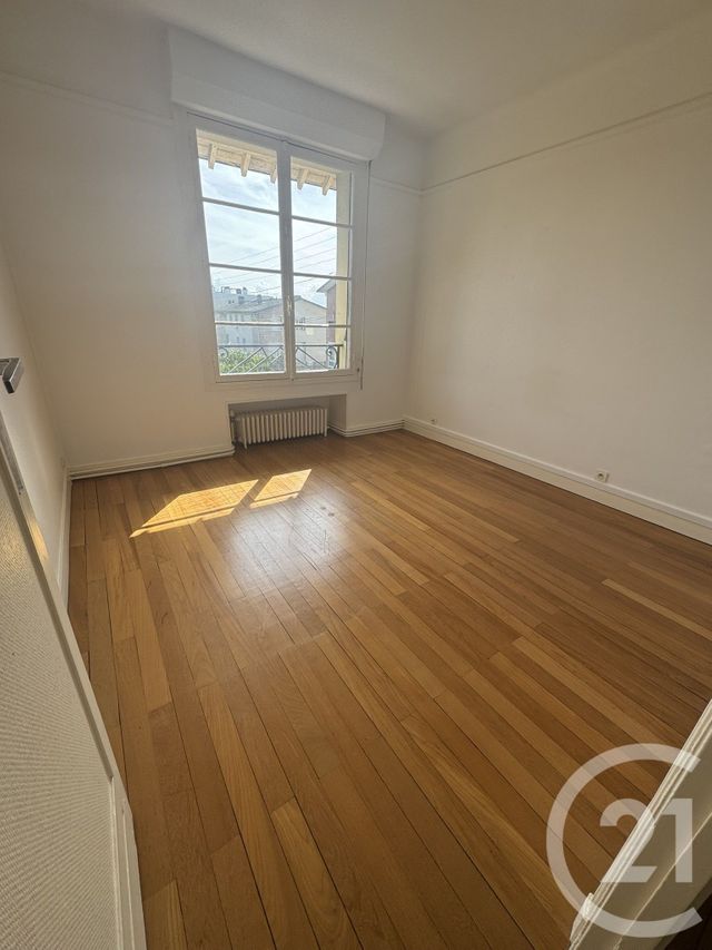 Appartement F4 à louer - 4 pièces - 111,10 m2 - Le Havre - 76 - HAUTE-NORMANDIE