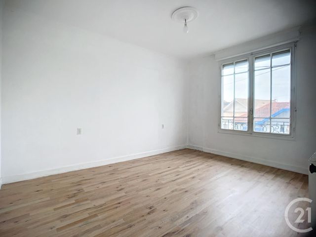 Appartement T5 &agrave; louer - 5 pi&egrave;ces - 162,01 m2 - Biganos - 33 - AQUITAINE