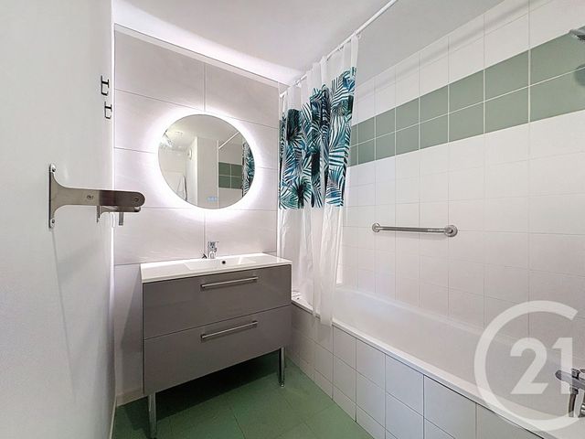 Appartement F2 &agrave; louer - 2 pi&egrave;ces - 40 m2 - La Teste De Buch - 33 - AQUITAINE