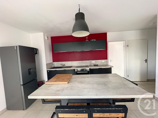 Appartement F3 &agrave; louer - 3 pi&egrave;ces - 61,38 m2 - Lormont - 33 - AQUITAINE