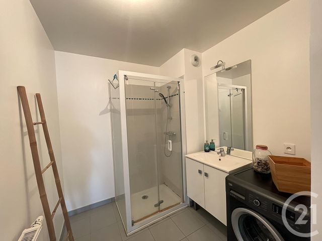 Appartement F3 &agrave; louer - 3 pi&egrave;ces - 61,38 m2 - Lormont - 33 - AQUITAINE