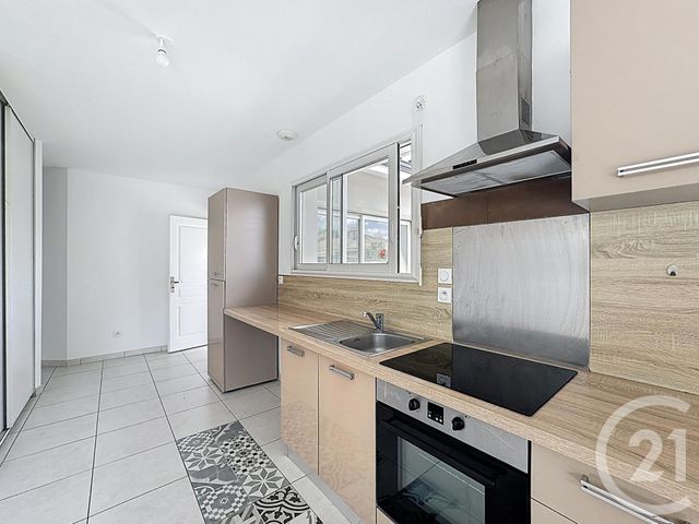 Maison &agrave; louer - 4 pi&egrave;ces - 85,98 m2 - Biganos - 33 - AQUITAINE