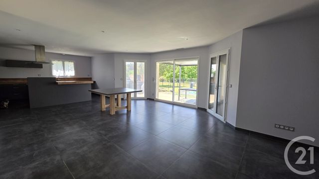Maison &agrave; louer - 5 pi&egrave;ces - 115,29 m2 - Lapouyade - 33 - AQUITAINE