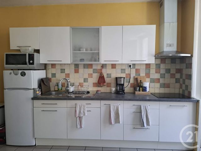 Appartement F2 &agrave; louer - 2 pi&egrave;ces - 41,01 m2 - Bordeaux - 33 - AQUITAINE