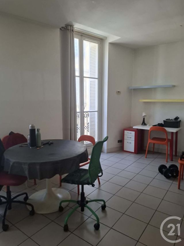 Appartement F2 &agrave; louer - 2 pi&egrave;ces - 41,01 m2 - Bordeaux - 33 - AQUITAINE
