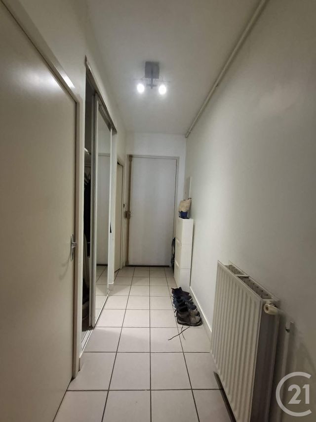 Appartement F2 &agrave; louer - 2 pi&egrave;ces - 41,01 m2 - Bordeaux - 33 - AQUITAINE