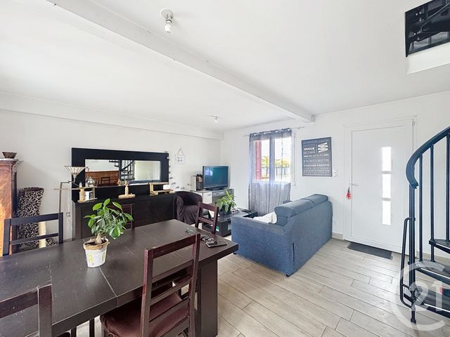 Maison &agrave; louer - 5 pi&egrave;ces - 81,07 m2 - Belin Beliet - 33 - AQUITAINE