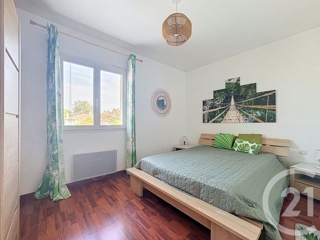 Maison &agrave; louer - 6 pi&egrave;ces - 175,51 m2 - Biganos - 33 - AQUITAINE