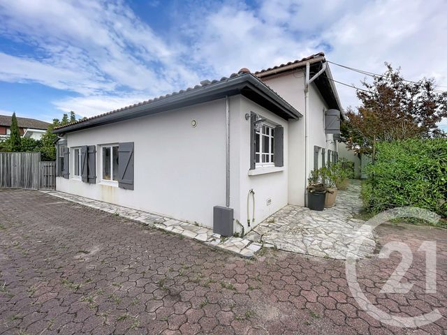 Maison &agrave; louer - 6 pi&egrave;ces - 177,07 m2 - Gujan Mestras - 33 - AQUITAINE