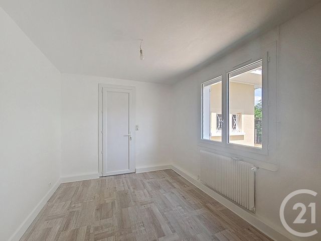 Maison &agrave; louer - 4 pi&egrave;ces - 81,40 m2 - Biganos - 33 - AQUITAINE