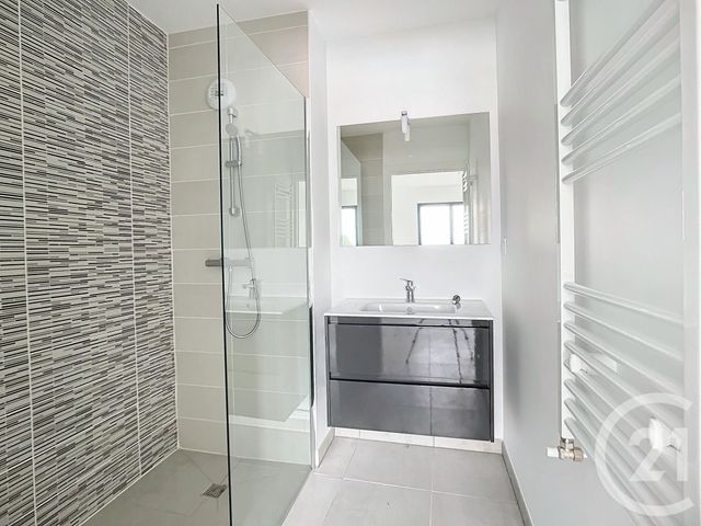 Appartement F2 &agrave; louer - 2 pi&egrave;ces - 45,80 m2 - Gujan Mestras - 33 - AQUITAINE
