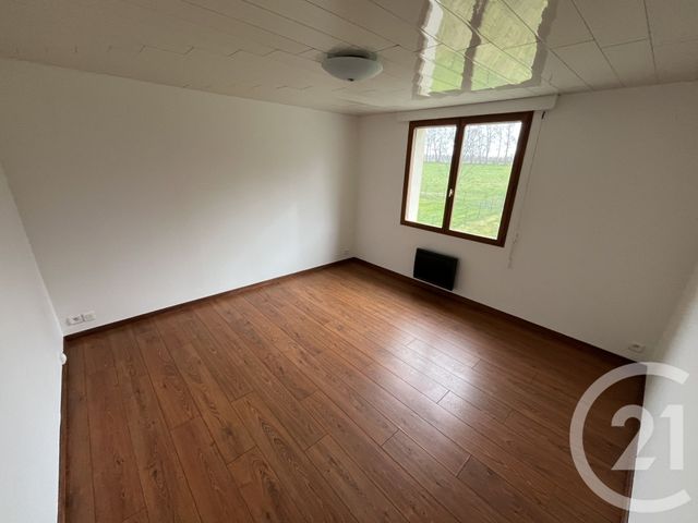 Appartement F4 &agrave; louer - 4 pi&egrave;ces - 106,50 m2 - Avezac Prat Lahitte - 65 - MIDI-PYRENEES
