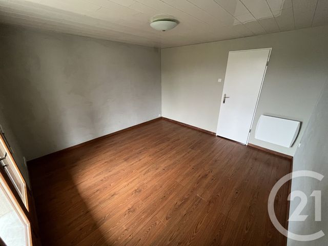 Appartement F4 &agrave; louer - 4 pi&egrave;ces - 106,50 m2 - Avezac Prat Lahitte - 65 - MIDI-PYRENEES