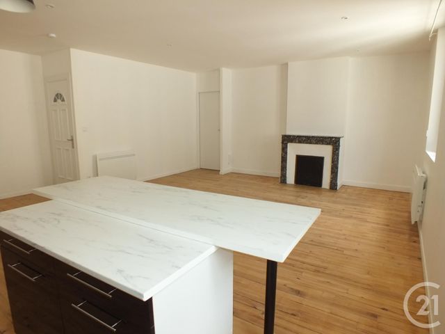 Appartement F3 &agrave; louer - 3 pi&egrave;ces - 91,40 m2 - Lannemezan - 65 - MIDI-PYRENEES